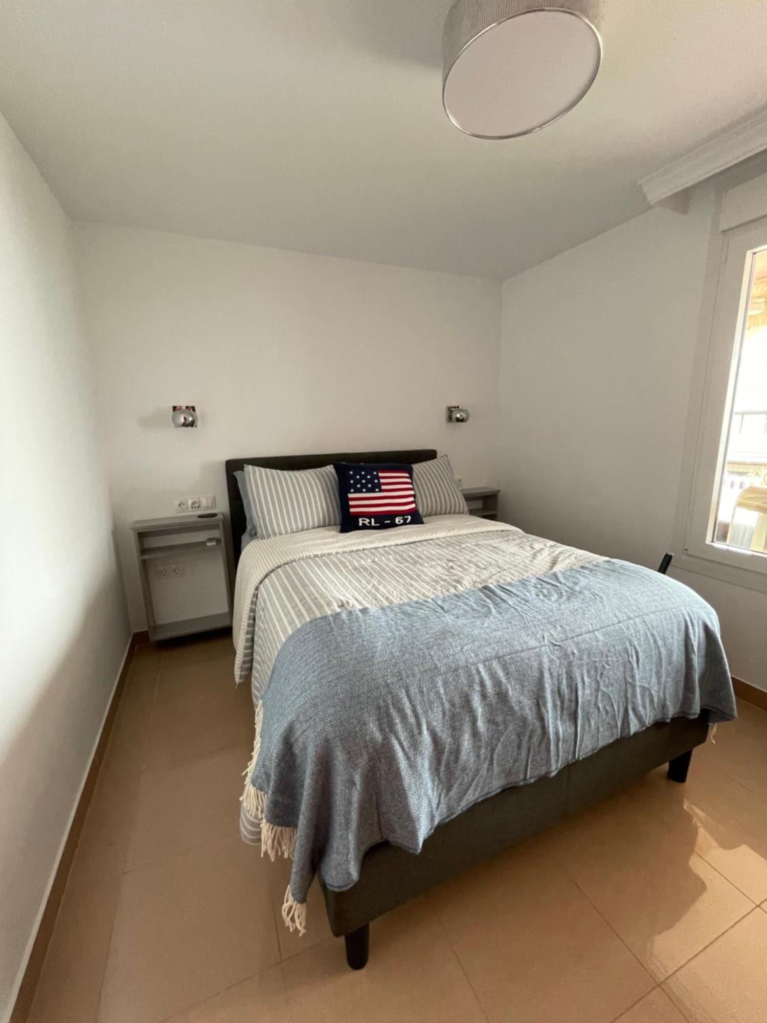 Cariad Boutique Bed & Breakfast La Cala Del Moral Quarto foto